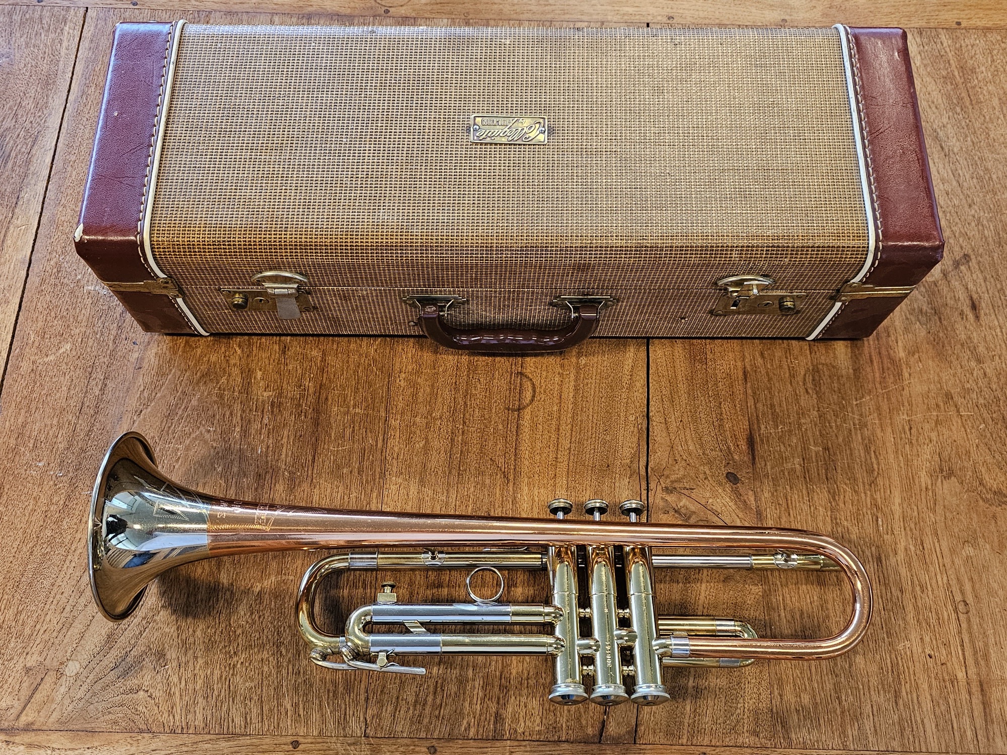 Holton Super Collegiate Tri-Color Bb Trumpet €599 – The Brass-Shop